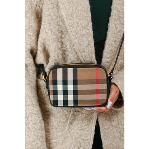 NWT Burberry Novacheck Leather Crossbody Camera Bag Beige/Black